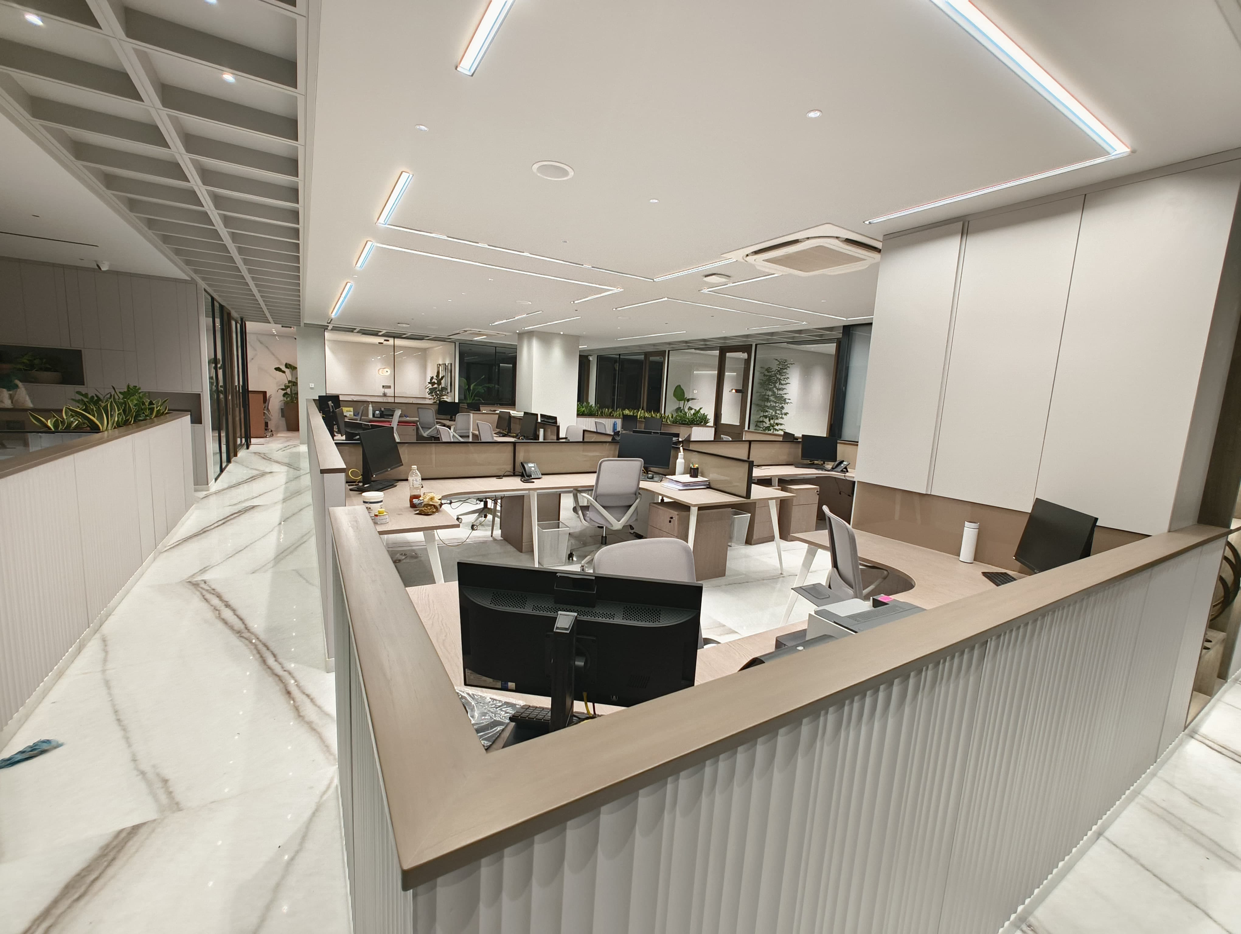 Modular commercial space